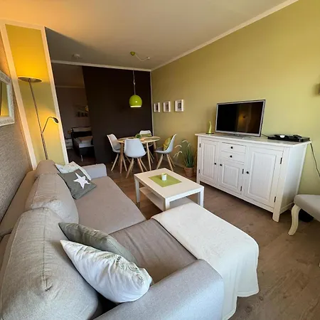 Vier Jahreszeiten See-und Weitblick Apartment